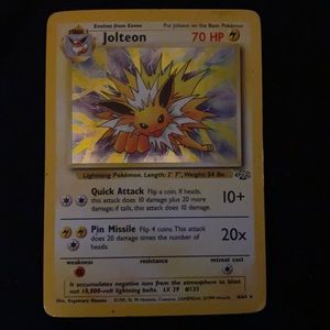 Jolteon Basic Pokemon Rare Edition
